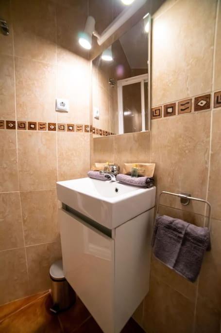 Cozy Apartment Plaza Espana I Renovated 3Br 2Bh Madrid Extérieur photo